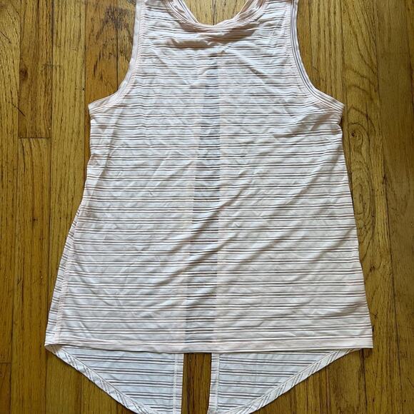 Lululemon Women's Tie In Back Petal Tank Top - Picture 4 of 7